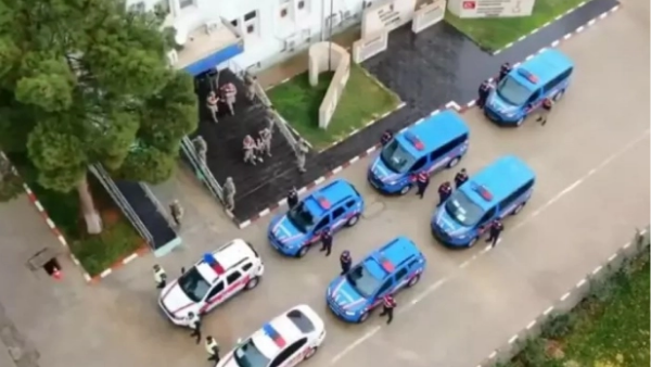 81 İlde Düzenlenen ‘Çember-7’ Operasyonu Kapsamında Hakkında Arama Kaydı Bulunan 1034 Firari Yakalandı