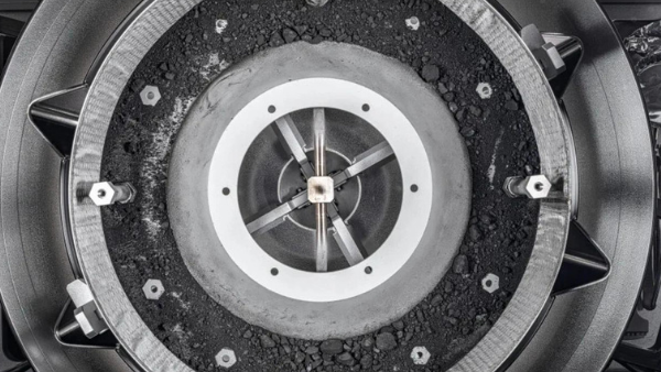 NASA, Bennu Asteroidinden Gelen Örnekleri Paylaştı!