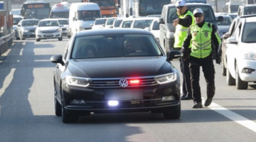 Işıklı Veya Sesli Uyarı İşareti Bulunan Cihazları Mevzuatta İzin Verilmeyen Araçlara Ceza Uygulandı