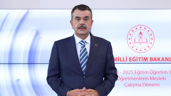 BAKAN TEKİN, MESLEKİ ÇALIŞMA DÖNEMİNDE ÖĞRETMENLERE HİTAP ETTİ