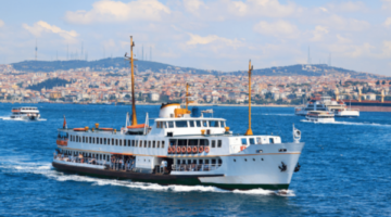 İstanbul Boğazında Gemi Trafiği Durduruldu