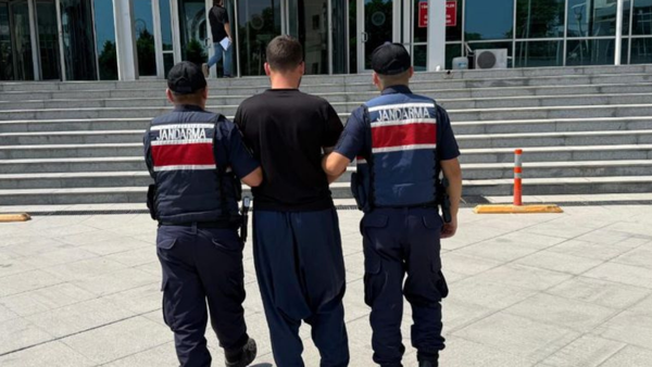 04-22 Temmuz 2025 Tarihleri Arasında Meydana Gelen 61 Orman Yangını İle İlgili 23 Şüpheli Şahıs Gözaltına Alındı