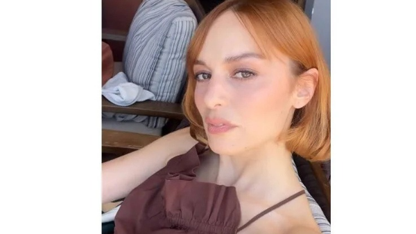 Zor Günlerin Ardından Nilperi Şahinkaya’dan Mutlu Kare