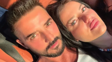 Sevgilisinin Yüzünü İlk Kez Gösterdi