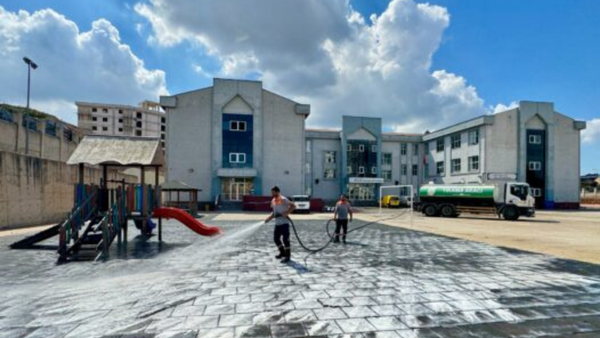 SULTANBEYLİ BELEDİYESİ’NDEN OKULLARA KAPSAMLI BAKIM-ONARIM HİZMETİ