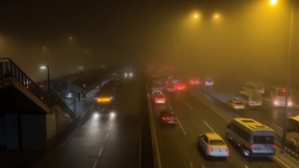 İstanbul’da Sabah Sis Alarmı: Görüş Mesafesi Düştü, Trafik Zorlaştı