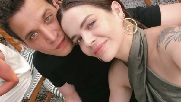 Lara Paşalı Düğün Fotoğraflarını Sildi, Boşanma İddiaları Gündemde