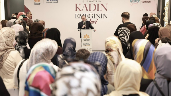 SULMEK KADIN EMEĞİNİN İZLERİ SERGİSİ AÇILDI