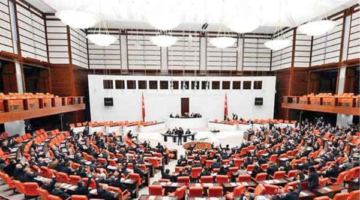 En Düşük Emekli Aylığını Artıran Kanun Teklifi TBMM’de Kabul Edildi