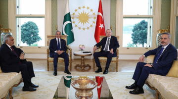 Erdoğan ile Şahbaz Şerif Vahdettin Köşkü’nde Bir Araya Geldi